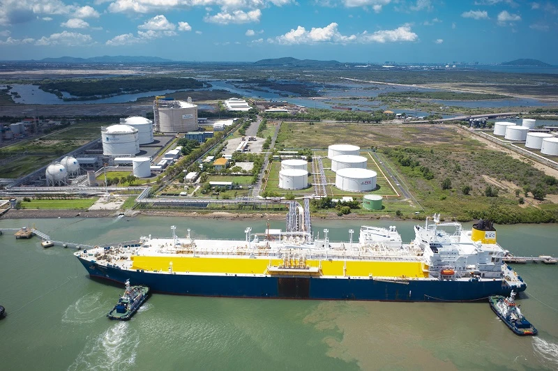 tàu vận chuyển lng 3